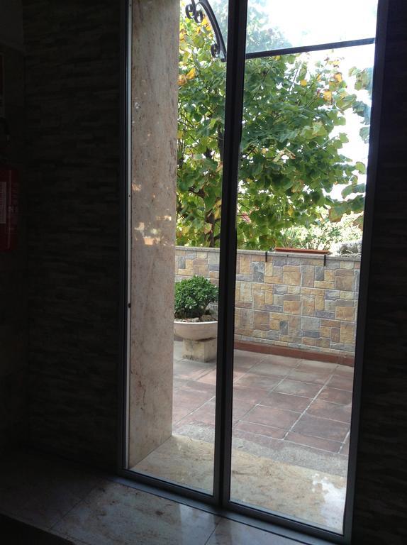 Eh Rome Airport Euro House Hotels Fiumicino Bagian luar foto