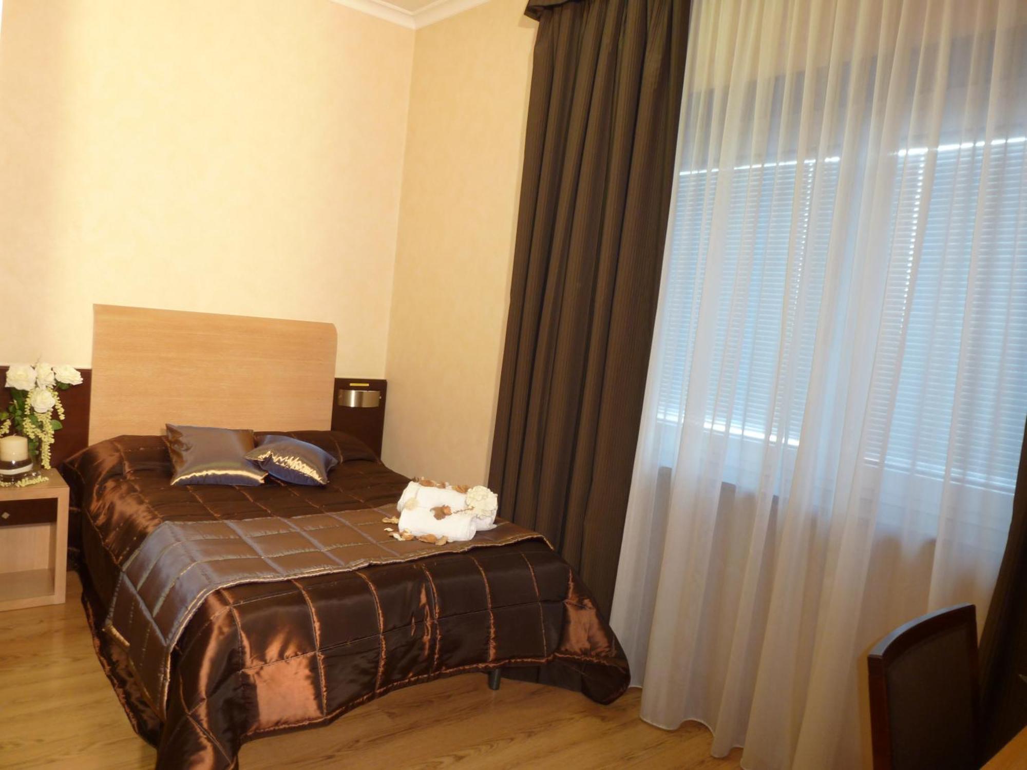 Eh Rome Airport Euro House Hotels Fiumicino Bagian luar foto