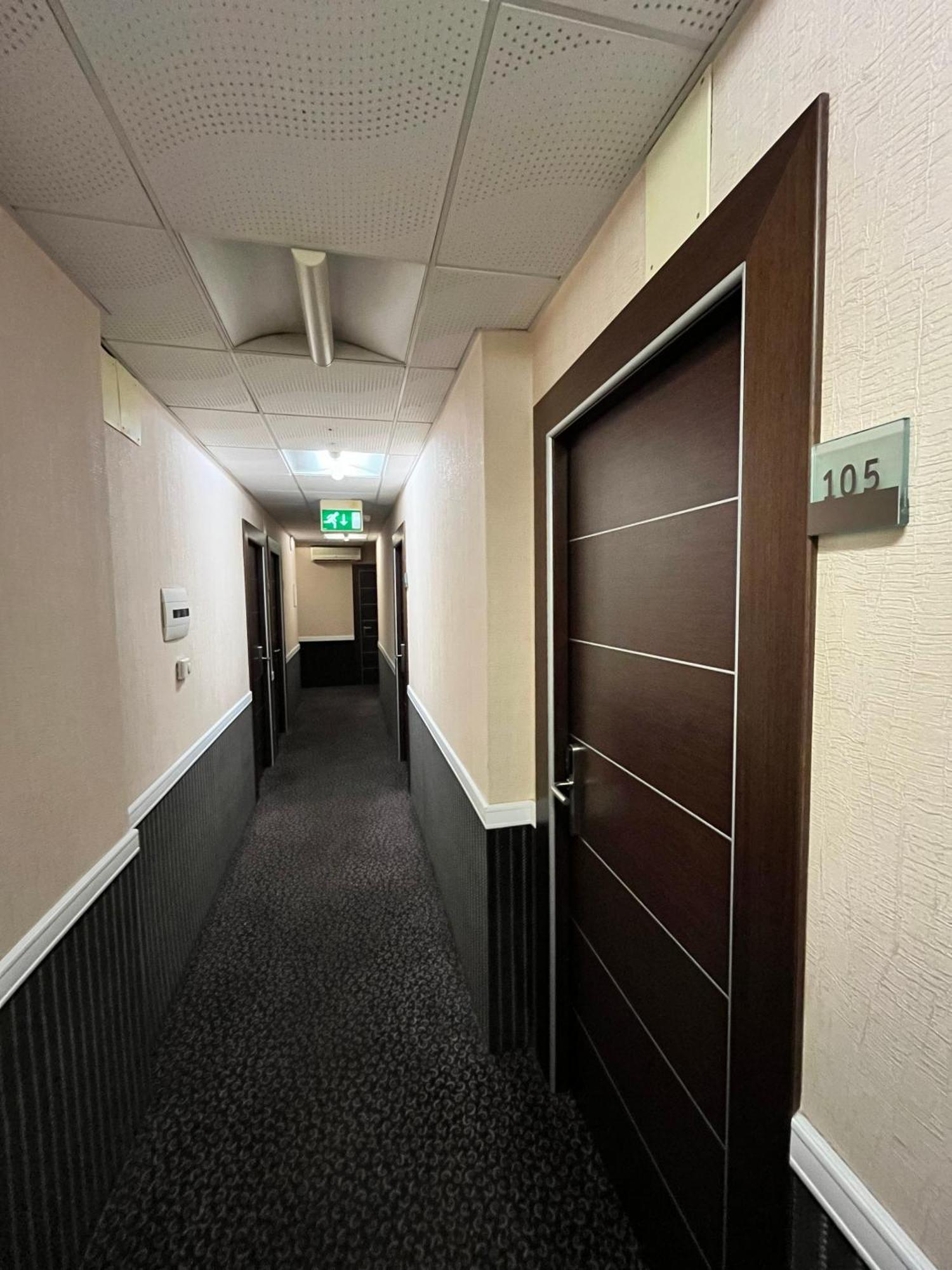 Eh Rome Airport Euro House Hotels Fiumicino Bagian luar foto